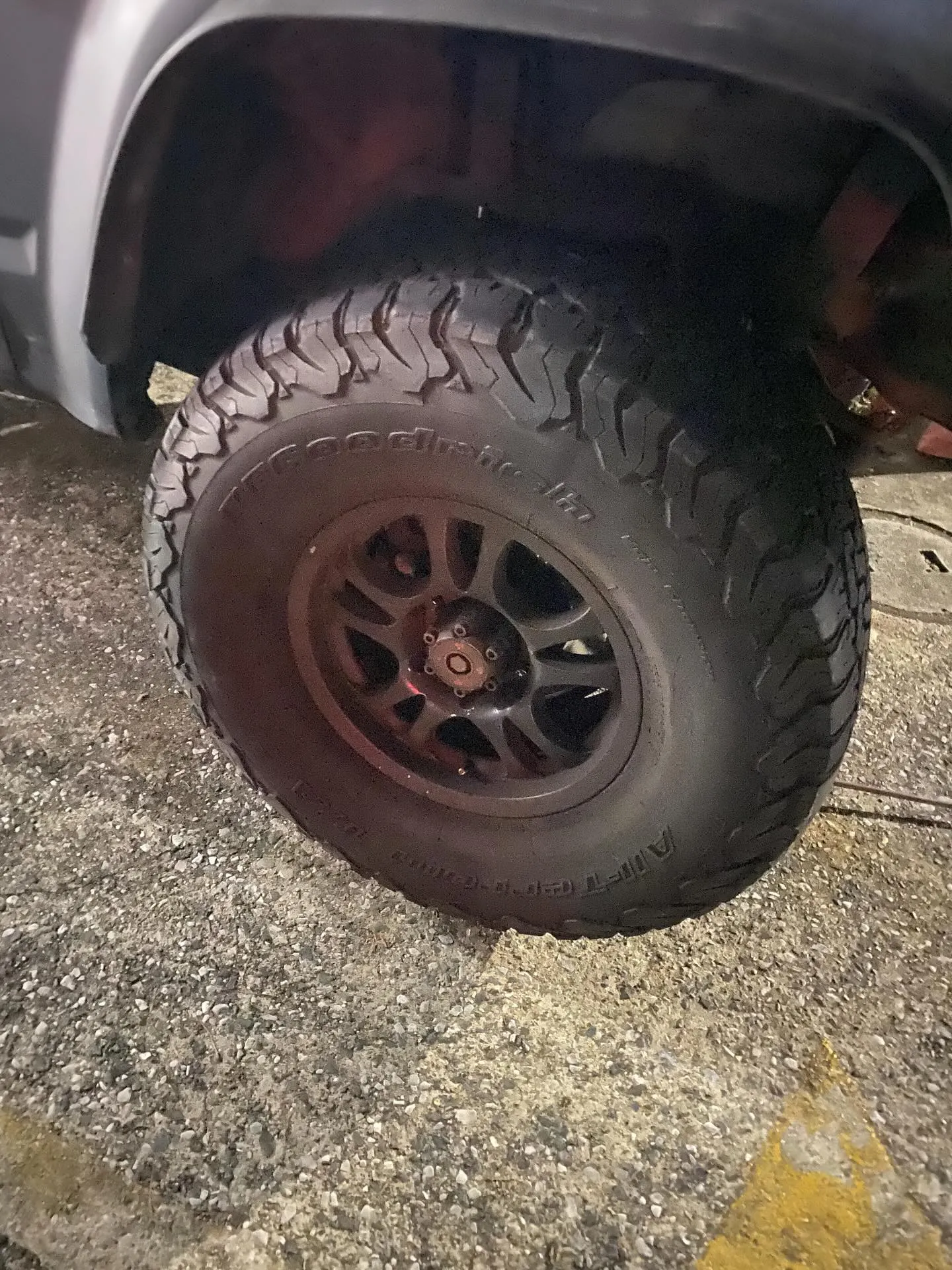 ジャッキ用のハンドルが無かったので、コイツでジャッキアップし...